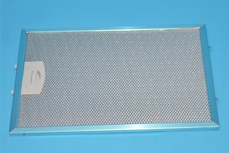 Metallfilter. L: 30cm. B: 21cm